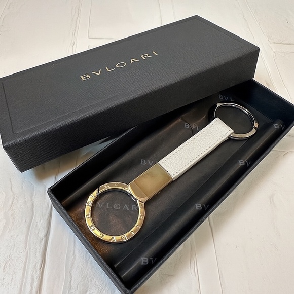 🆕🏷️ 💯Authentic  Bailey  BVLGARI BVLGAR Imens Keyring - Picture 1 of 7